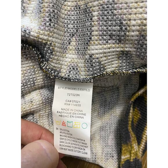 NWT RDI size medium animal print top - Picture 8 of 8